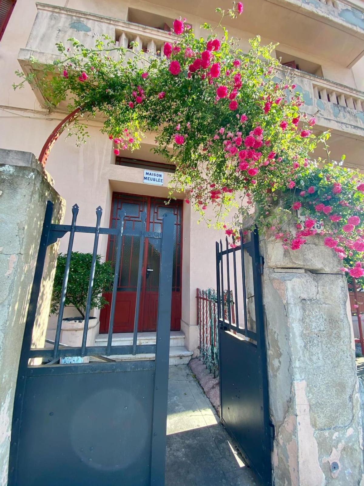 #3 Toulon Centre, Balcon, Lumineux, Stationnement Facile, Tout Confort מראה חיצוני תמונה